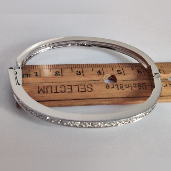 Swarovski Swan Mark Hinged Clamp Bracelet - Picture 16 of 16